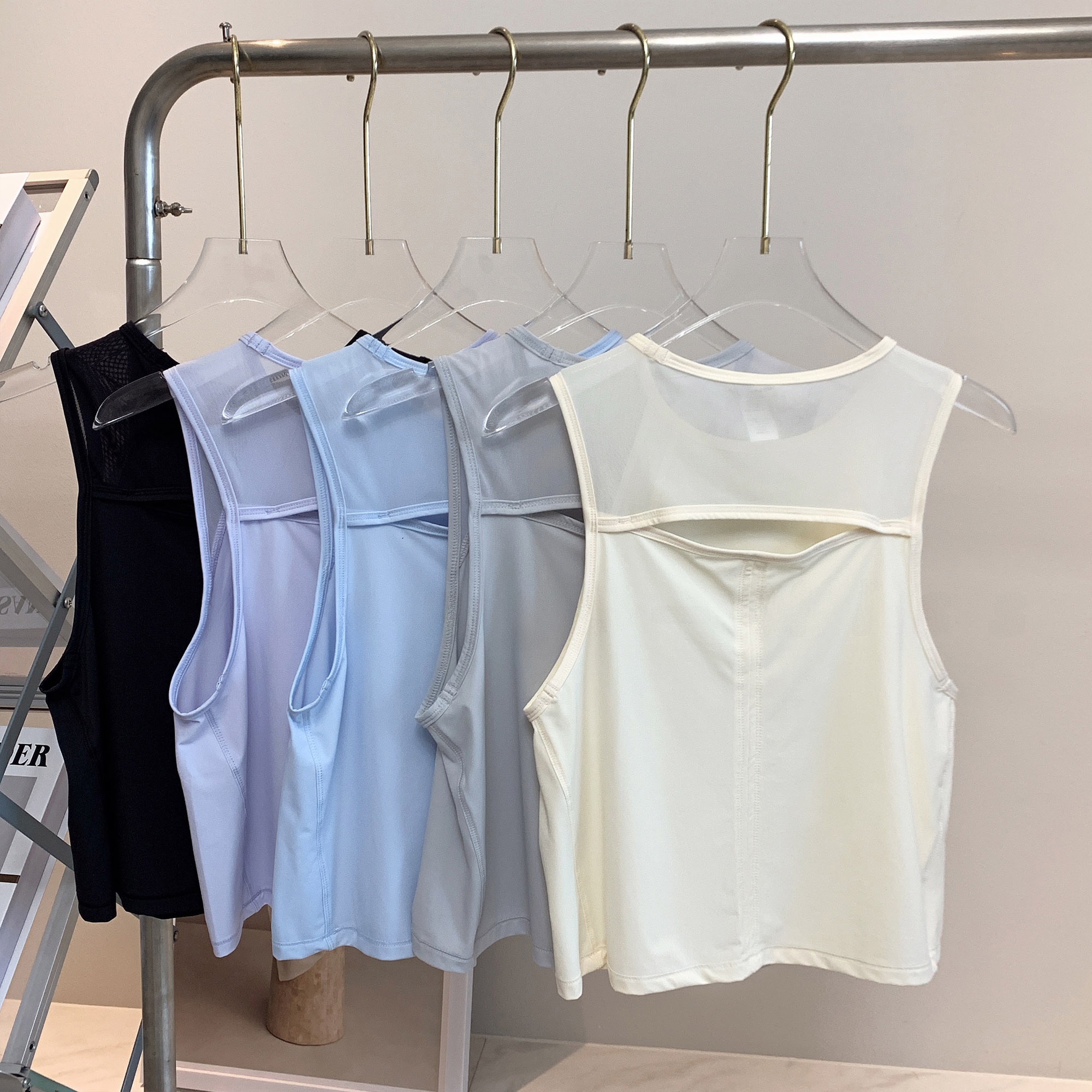 Light Oxygen irt Loose Me Spli - Oxygen Yoga & Fitness Yorkdale Reviews recensie en prijs