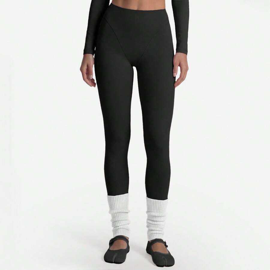 Womens 3-Piece Yoga Set: V-Nec - Yoga & Fitness With Faye The Well Being Studio Abbots Langley Reviews recensie en prijs
