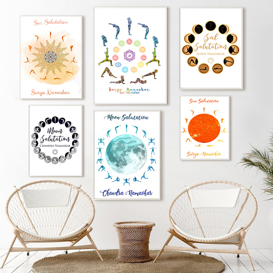 Yoga Pose Sun Moon Salutation  - Yoga Fitness Room recensie en prijs