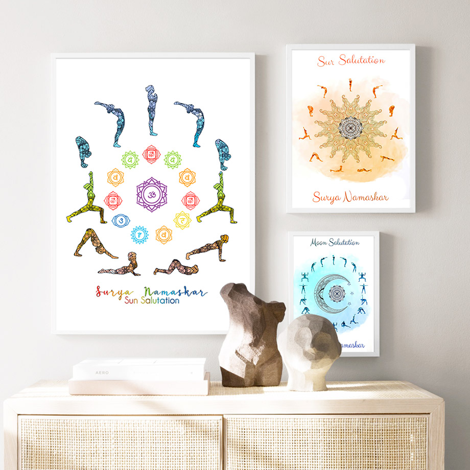 Yoga Pose Sun Moon Salutation  - Yoga Fitness Room recensie en prijs