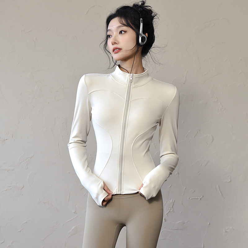 Long Sleeve Sports Jacket Wome - Yoga & Fitness With Faye The Well Being Studio Abbots Langley Reviews recensie en prijs